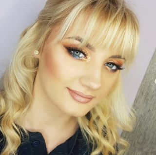 Makeup transformation at Mali Salon